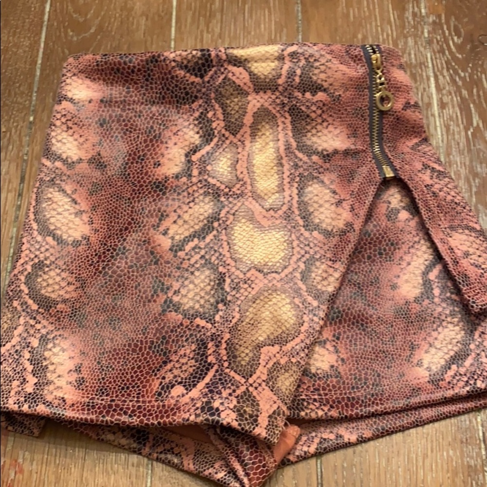 Girls Animal Print Faux Leather Skorts